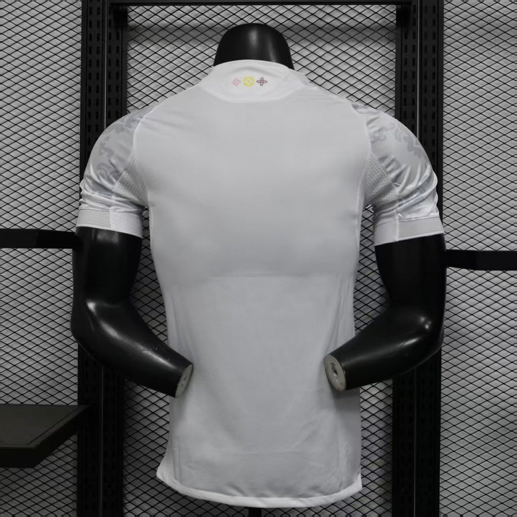 25/26 Maillot  Real Madrid LV Spécial player