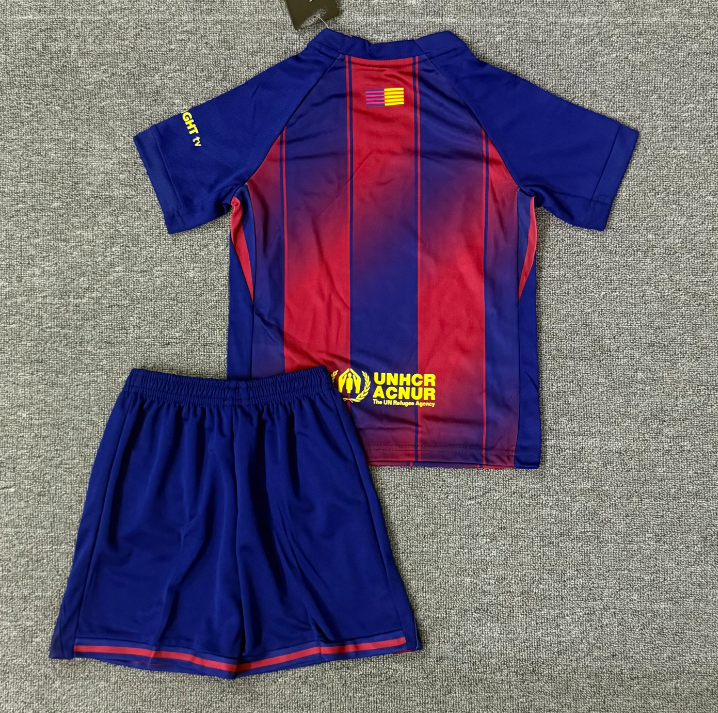 25/26 Ensemble Enfant    Barcelone Domicile