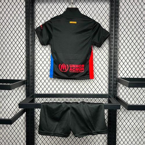 24/25 Ensemble Enfant Barcelone